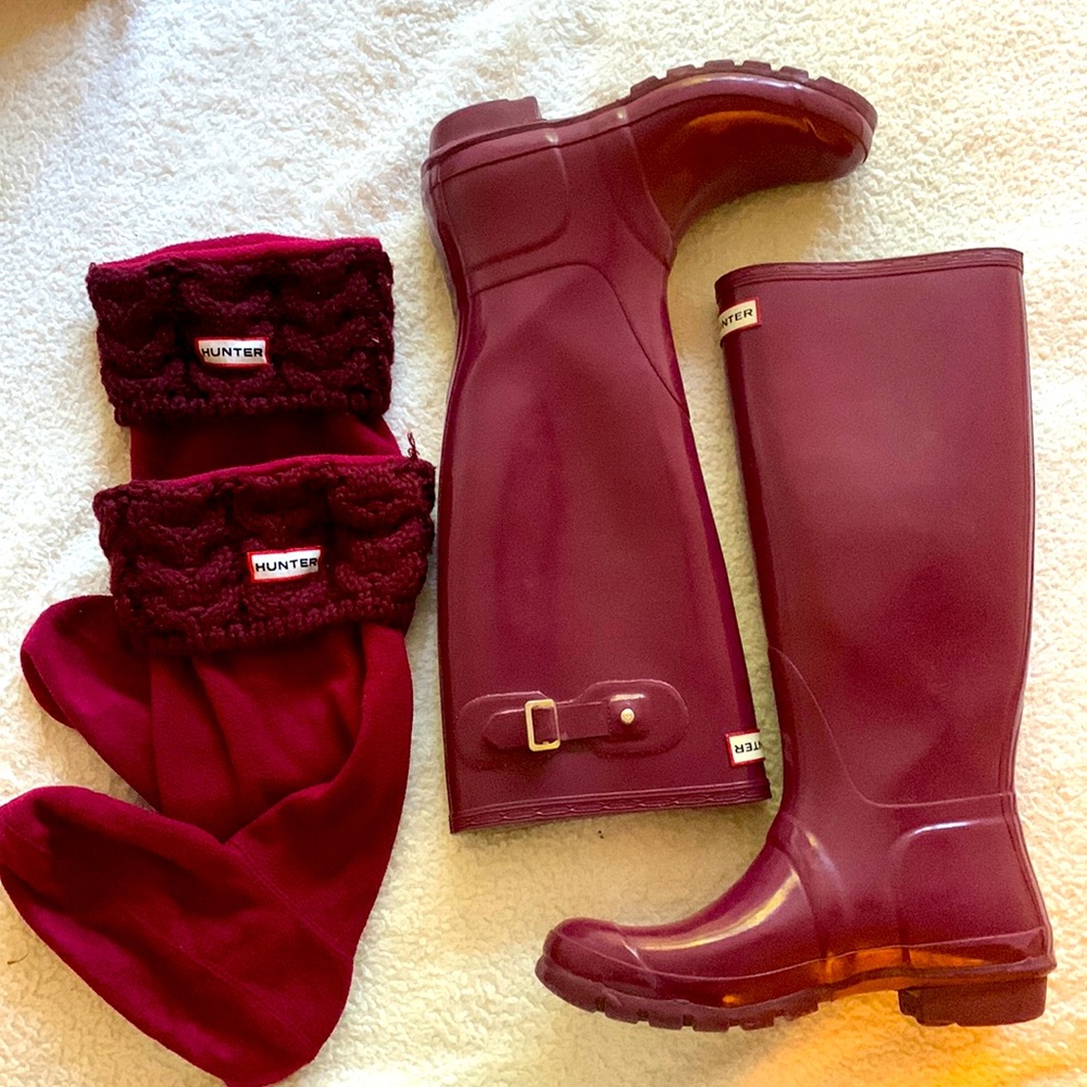 Hunter rain boots and Hunter rain boot socks